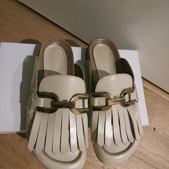 Zara shoes size 38 - Picture 2 of 3